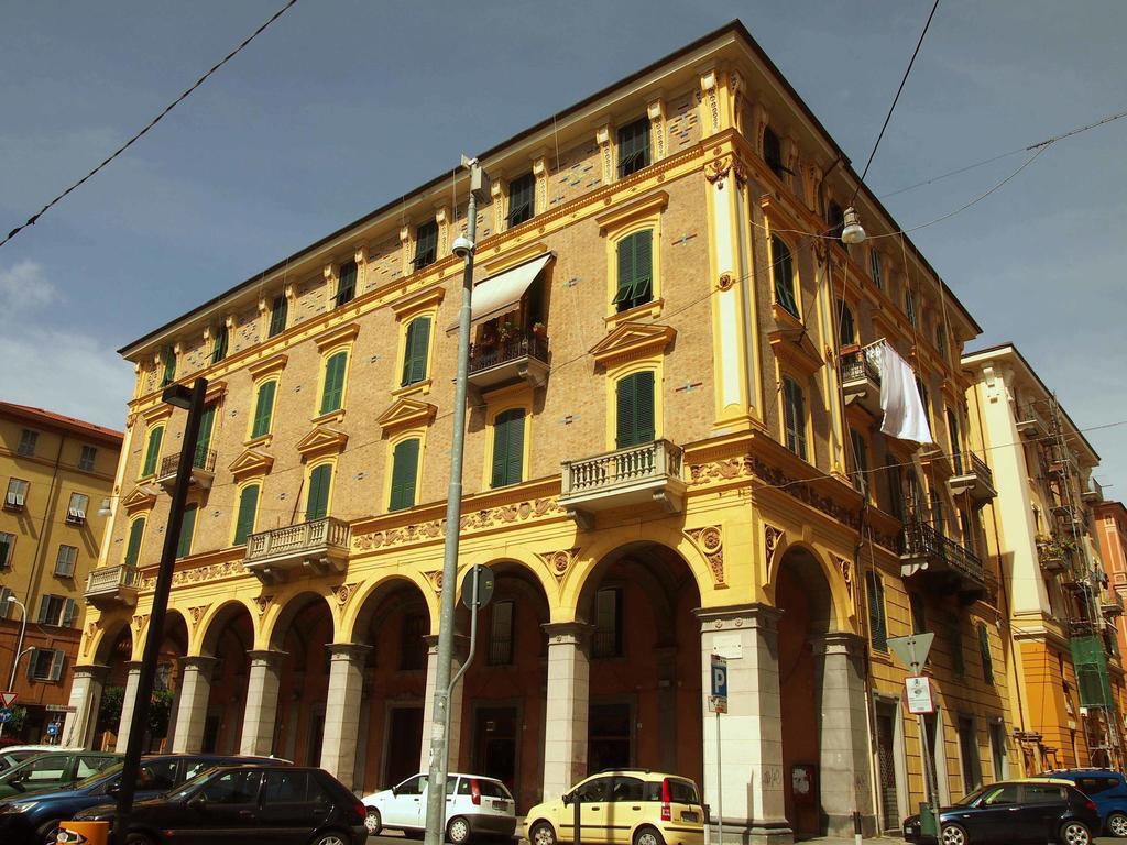 Il Portico - La Spezia To Go 5Terreアパートメント エクステリア 写真