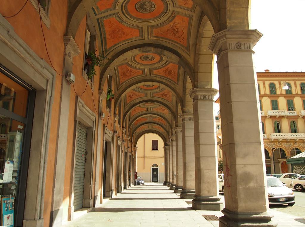 Il Portico - La Spezia To Go 5Terreアパートメント エクステリア 写真